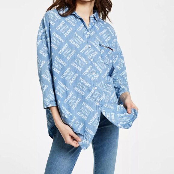 NWT Tommy Hilfiger All-over Logo Chambray Shirt Women Size M MSRP$79 - Picture 2 of 8